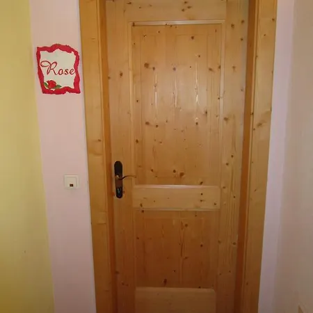 Nockhof Apartment *